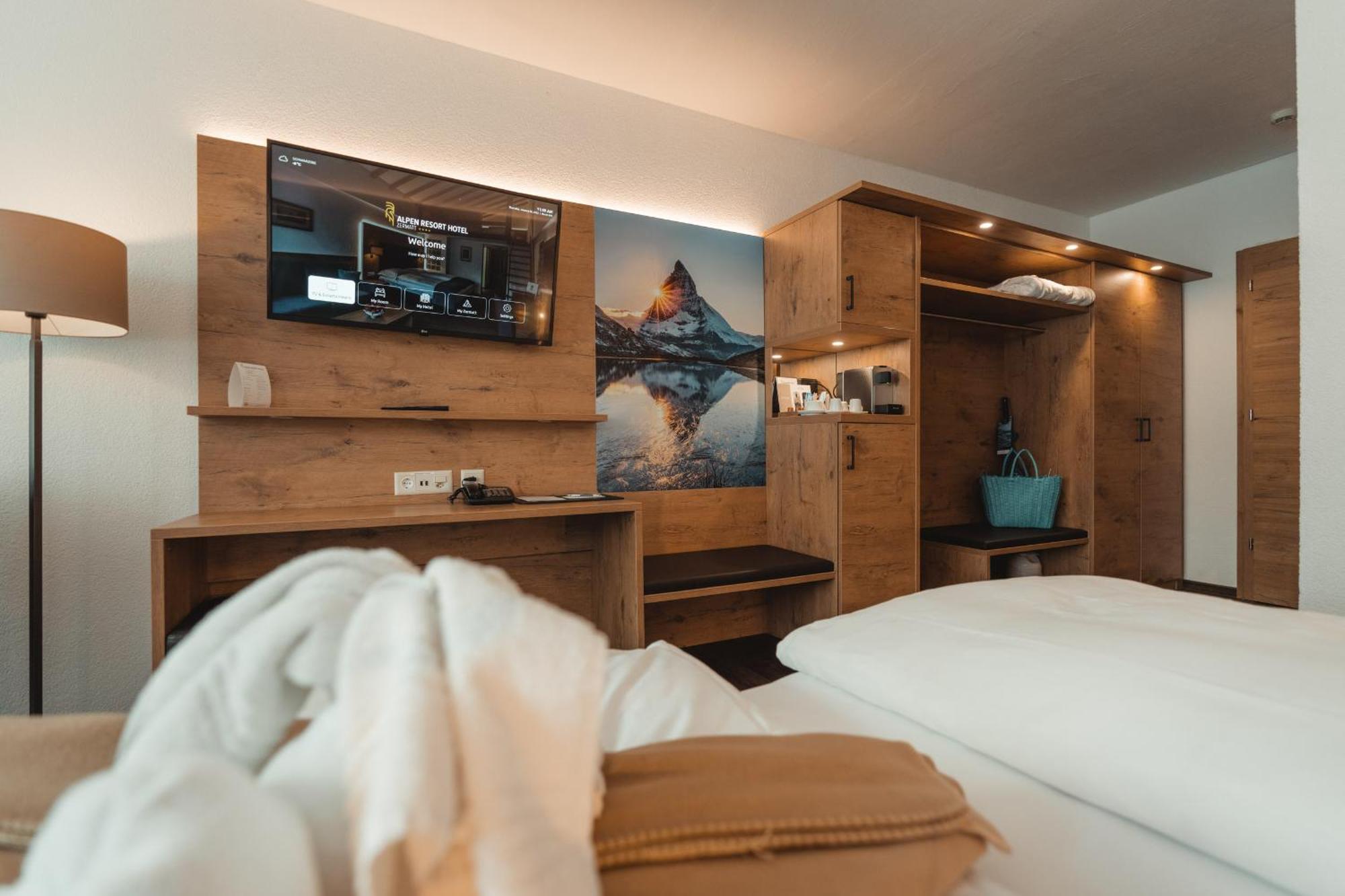 Alpen & 4*